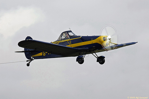 Pawnee tow plane 